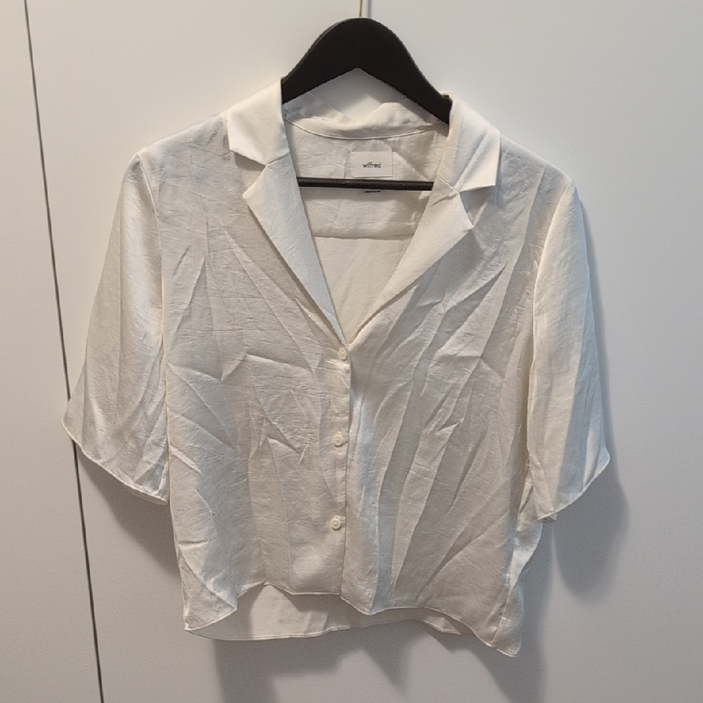 Aritzia Cream Button Down Shirt